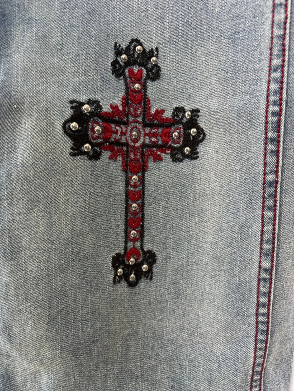 Flamingals Embroidered Red Crosses Distressed Blue Women's L 32x30 Flare Jeans - Picture 4 of 7